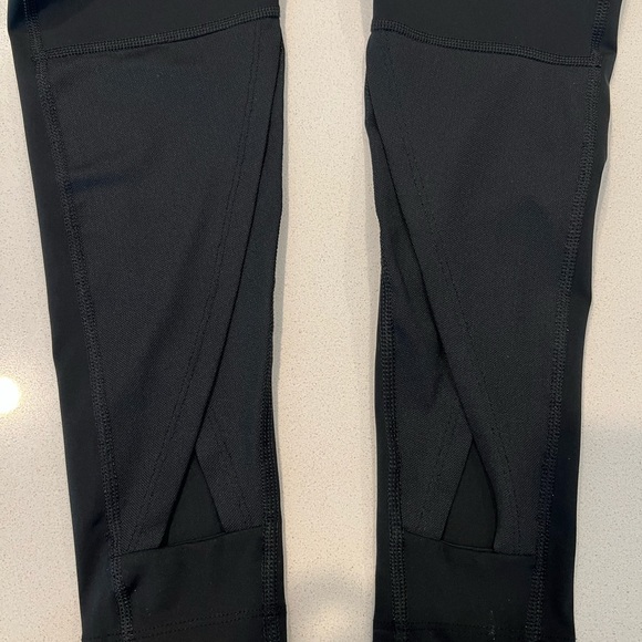 Nike Pro leggings with detail in low back legs - Picture 2 of 4